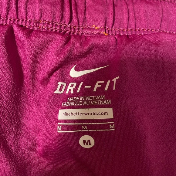 Nike Dry Fit Shorts - Picture 3 of 3